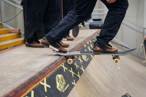 　　全新职业滑板鞋 Zahba