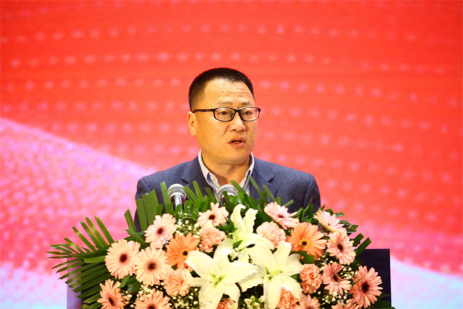 　　爱邦电磁董事长范晓宇发言供图西安爱邦电磁技术有限责任公司