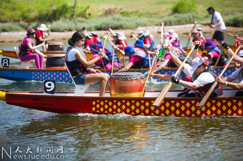    孔子学院和以色列丹尼尔赛艇中心合作举办龙舟节  