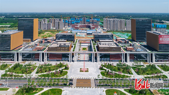 鸟瞰廊坊国际现代商贸物流CBD。（资料片）