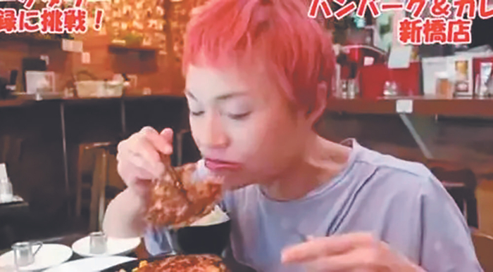     日本女大胃王菅原初代