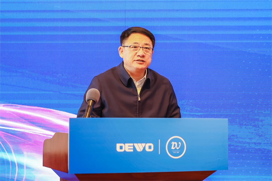 　　黑龙江省嫩江市委书记