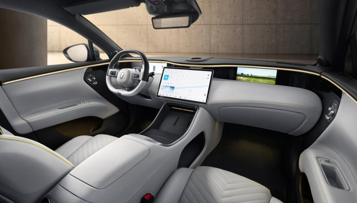 阿维塔11单电机版环拥式感应座舱。 阿维塔科技供图 华龙网发