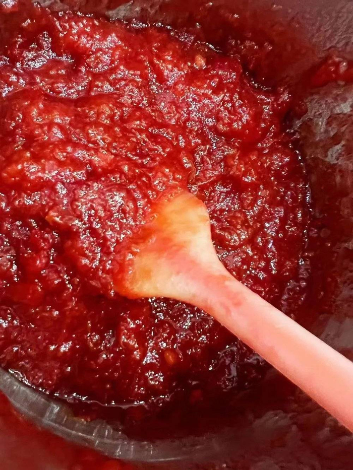 站着捣才“得劲”的山楂酱