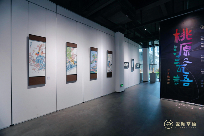 　　艺术观展