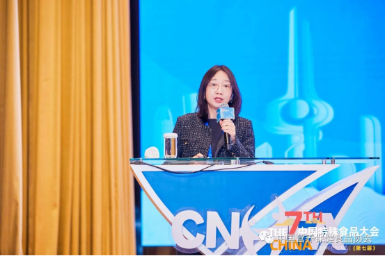 　　伊利集团营养研发专家石羽杰 