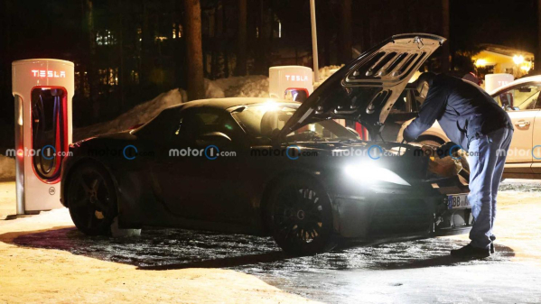 纯电版保时捷718 Boxster谍照