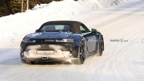 纯电版保时捷718 Boxster谍照