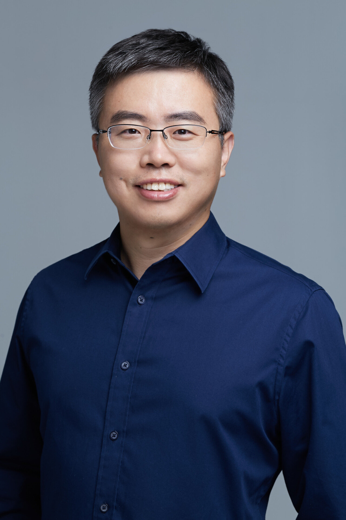 袁进辉博士（老师木）。