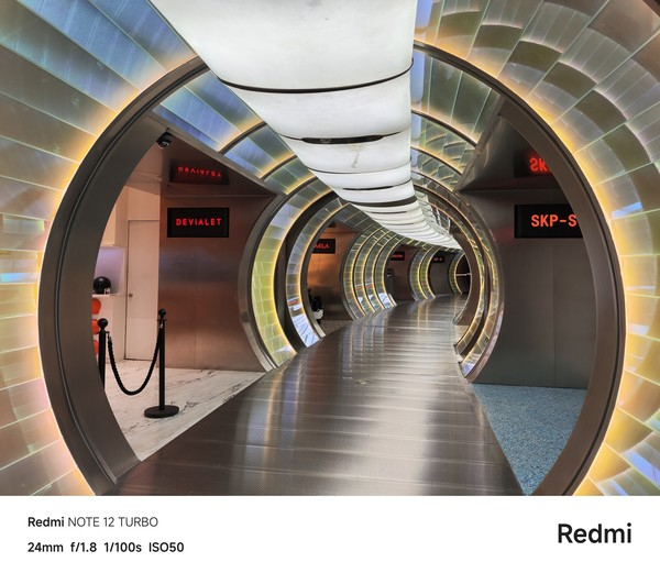 使用RedmiNote12Turbo拍摄