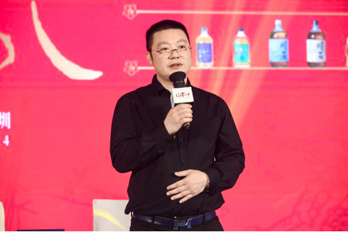 深圳国鼎世纪酒业有限公司董事长陈总