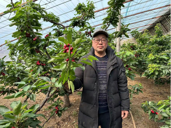 　　退休后，孙香宾回到大连瓦房店开始创业。（受访者供图）