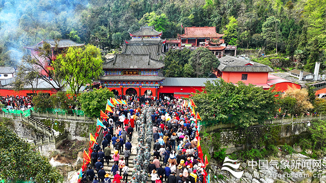 图为3月18日，“中国春社·雎水踩桥”暨绵阳市安州区第七届乡村文化旅游节开幕 安州区融媒体中心供图