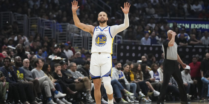 库里38分强势带队取胜