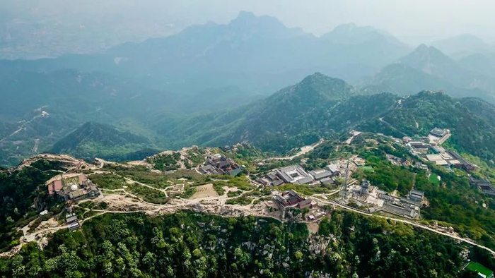 泰山景色（无人机照片）。新华社记者 郭绪雷 摄