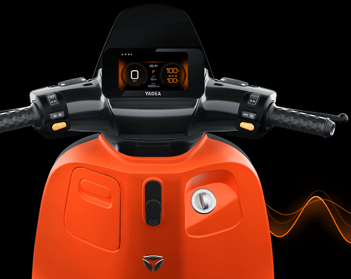 G100Max智能触控仪表，截图自雅迪官网