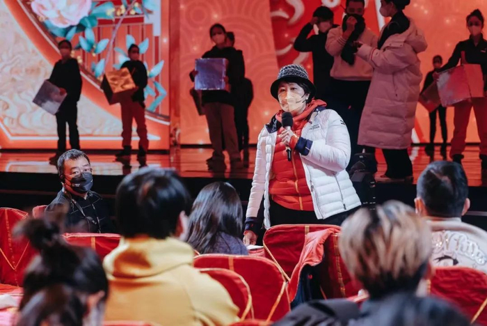 △于蕾在总台一号演播大厅春晚彩排现场
