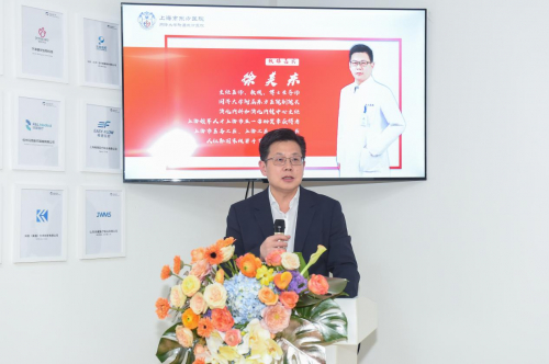 　　东方医院副院长 徐美东