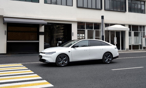 现款零跑C01（采用骁龙座舱平台）