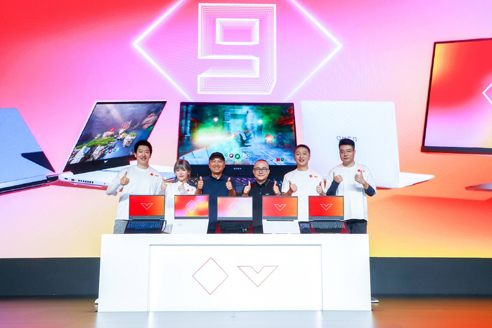 发布会全场合影