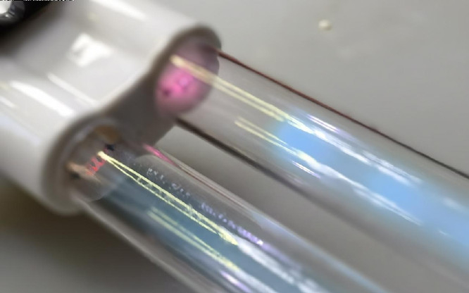 图1.3.6 阳极加热情况下灯管导通