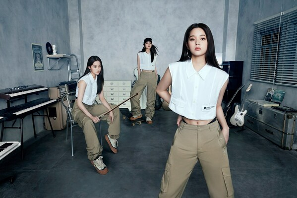 　　FILA FUSION代言人欧阳娜娜 - 展示多重身份诠释STAY IN FUSION万变因我品牌理念