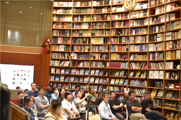 　　渔社经管图书馆