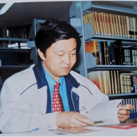 　　↑全国曾宪梓教育基金奖获得者刘良慧