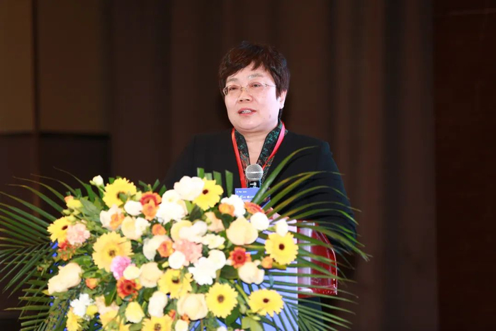 西安交通大学医学院第一附属医院邓美英教授