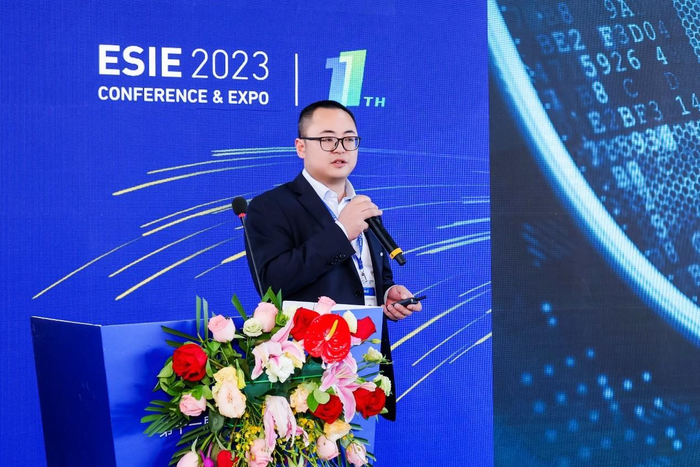 威睿储能事业部总经理唐佳一现场演讲