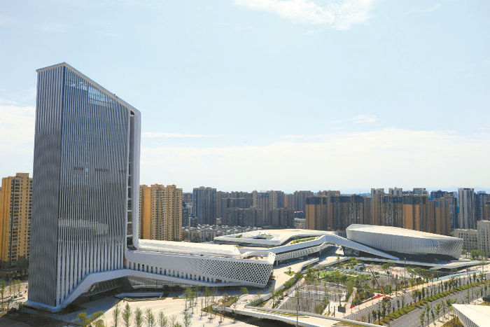 ▲恢弘大气的简阳市文体中心（东来印象）