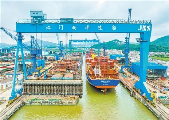 △新会推动船舶制造产业高端化发展。胡永雄 摄