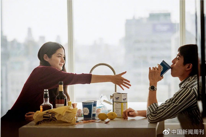 《一杯上路》剧照。  