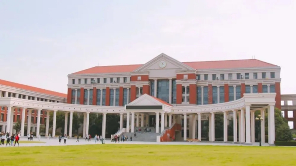 （来源：看头条网）