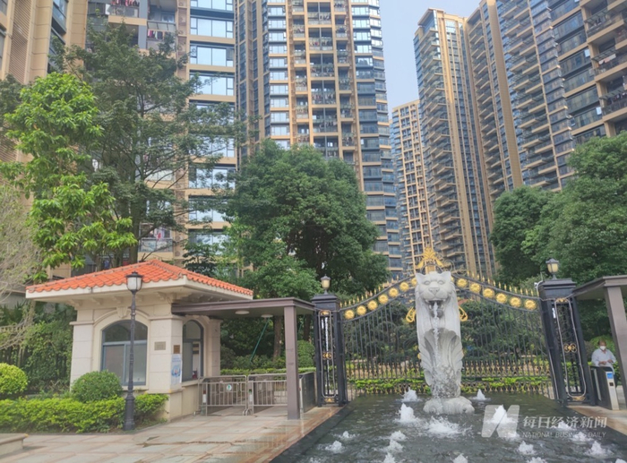 信义金御半山3期项目现场 每经记者 陈荣浩 摄