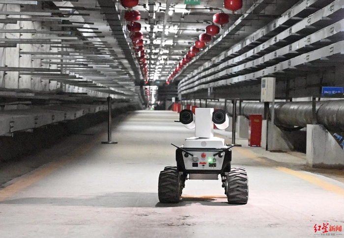 ▲轮式巡检机器人