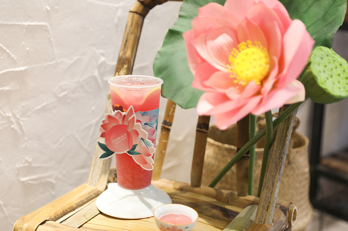 图注:甜啦啦荷欢桃桃新品实拍图