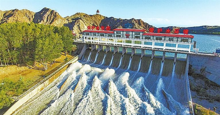 金塔县鸳鸯池水库。 金塔县水务局供图