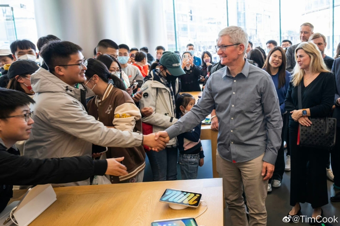图据蒂姆·库克微博