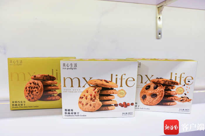 　　香港时尚馆美心食品展区。记者 任桐 摄