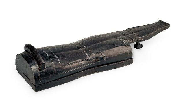 如今存世最古的一张琴（图源 湖北省博物馆）