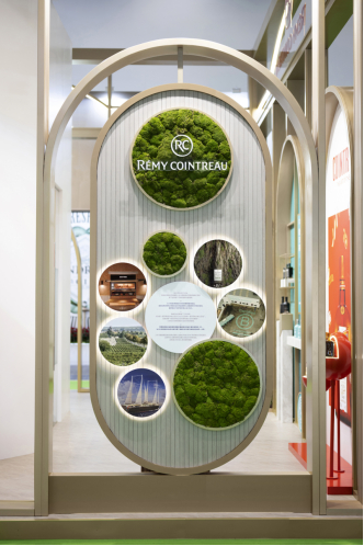 图：人头马君度集团始终珍惜“风土馈赠”，实践行动探索可持续发展