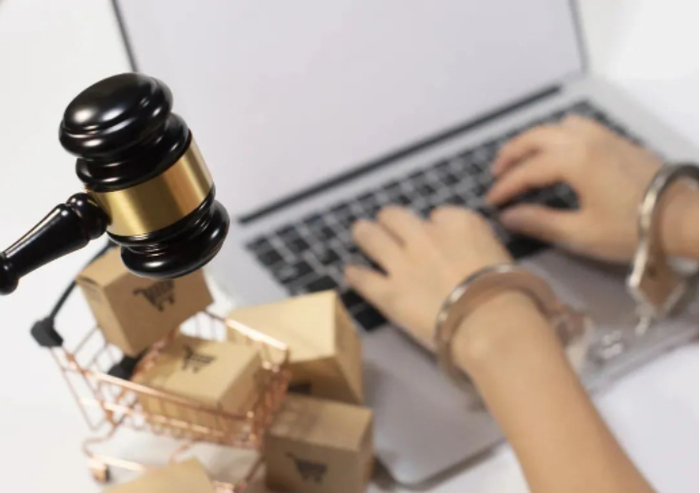 低俗、打插边球、偷逃税