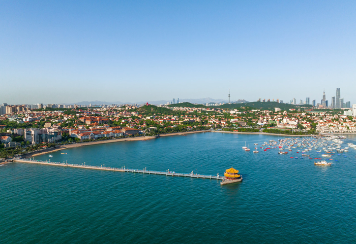 青岛海景 图源：图虫创意