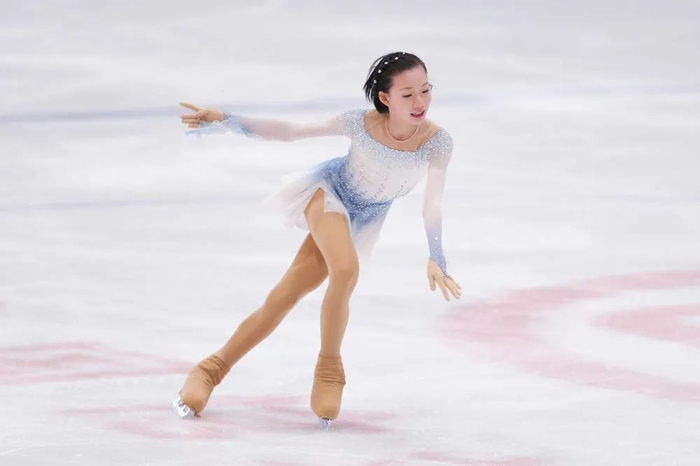4月12日，北京市冬季运动管理中心选手李若瑭在女子单人滑短节目比赛中。新华社记者 许雅楠 摄