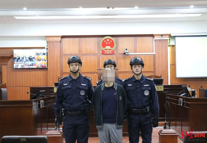 ↑李某被判死刑 图据自贡中院