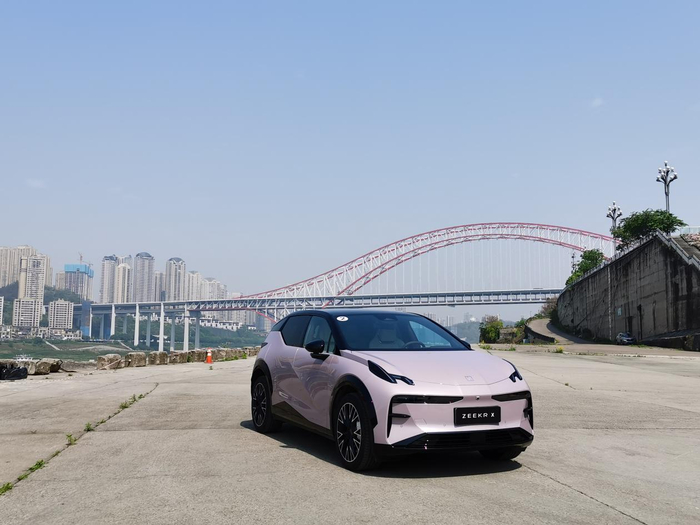 极氪X。 华龙网-新重庆客户端 杨翔然 摄