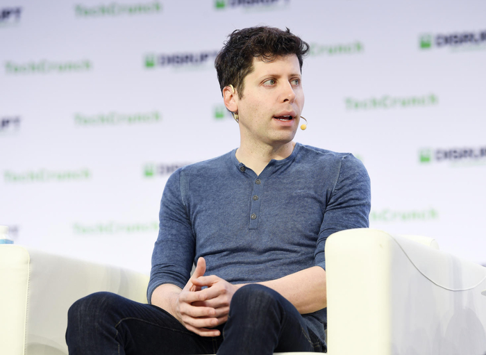 ↑阿尔特曼 图据视觉中国