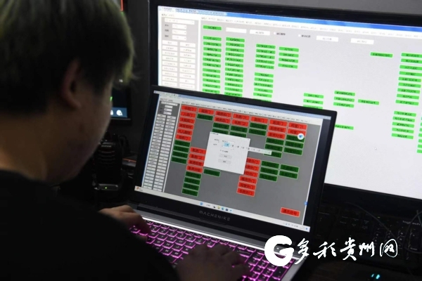 场控人员调试音效