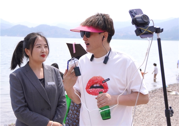 图:二晨、十三姨、马晓伟、沈一涵等10位快手达人深入探访玉溪之美